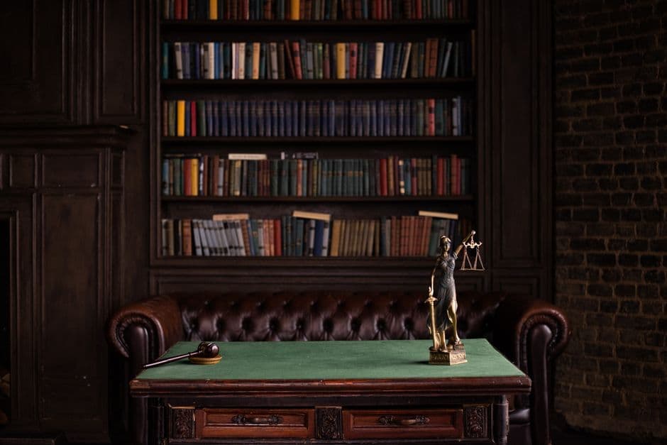 Best Virtual Assistant for Lawyers and Law Firms in 2026