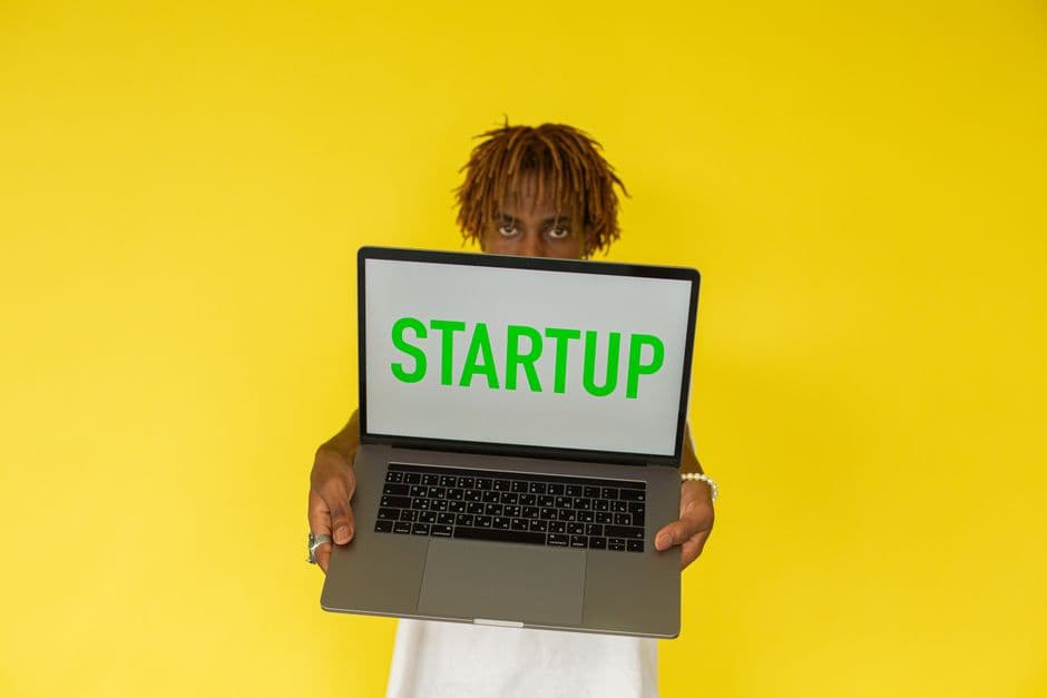 Best Virtual Assistant Services for Startups and Solopreneurs 2026